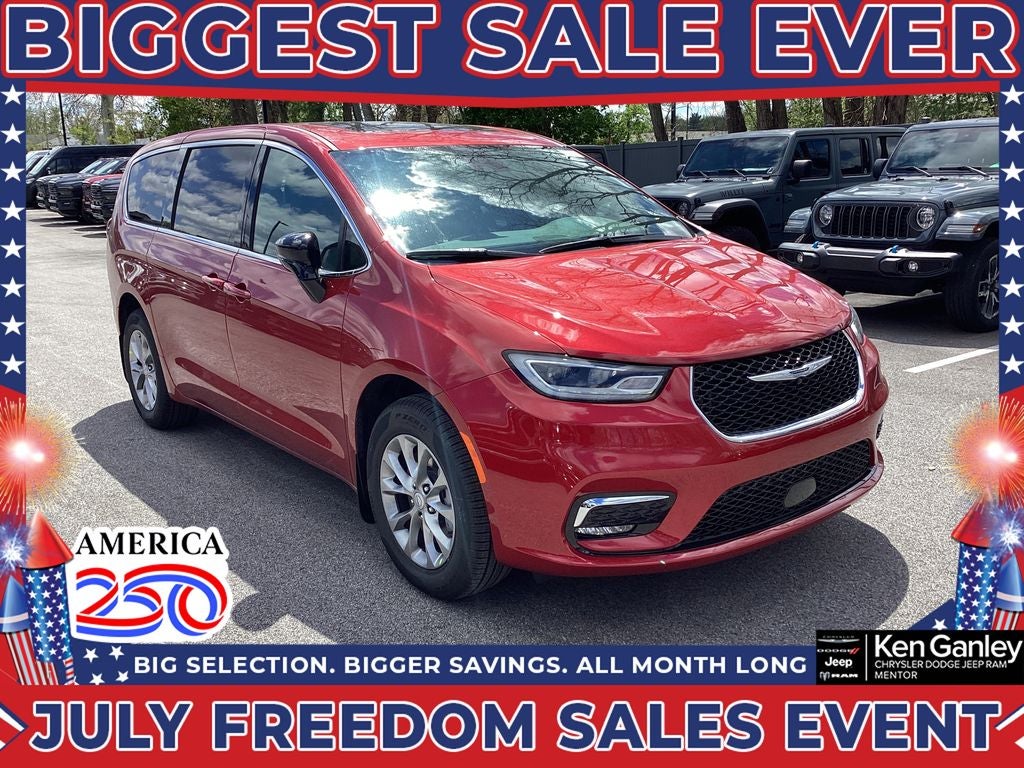 2026 Chrysler Pacifica PACIFICA SELECT AWD in Red Hot Pearl-Coat Exterior Paint — front three-quarter view